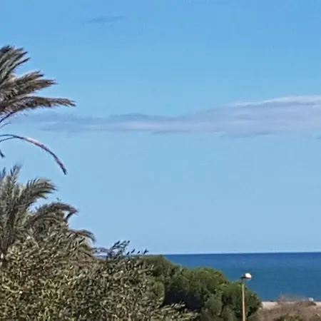 6 Personnes Dans Résidence Calme, Grande Terrasse, 5 Mn De La *