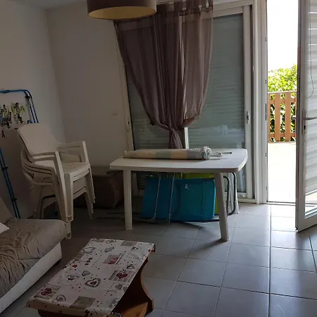 Appartamento 6 Personnes Dans Résidence Calme, Grande Terrasse, 5 Mn De La Fleury (Aude)