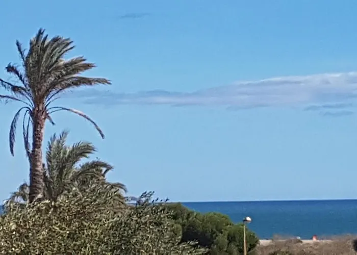 6 Personnes Dans Calme, Grande Terrasse, 5 Mn De La *
