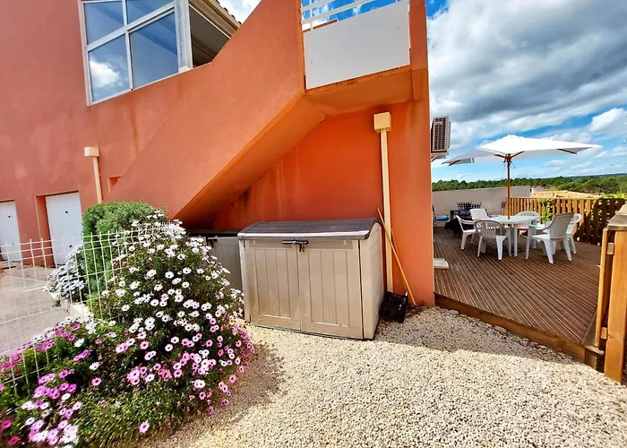 6 Personnes Dans Calme, Grande Terrasse, 5 Mn De La Fleury (Aude)